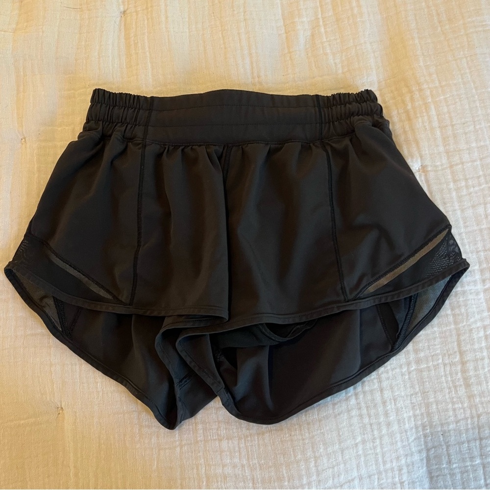 Lululemon Hotty Hot Low-rise Lined Short 2.5”